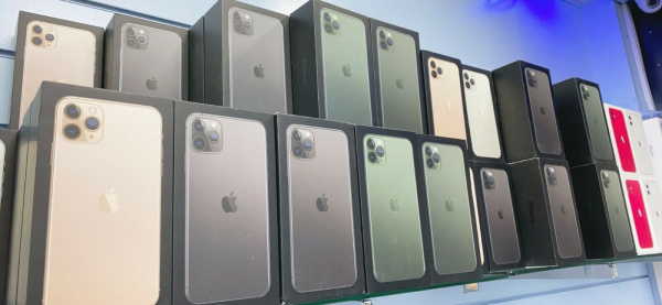 Pasiūlymas Apple iPhone 11, 11 Pro ir 11 Pro Max parduodamas už didmeninę kainą.